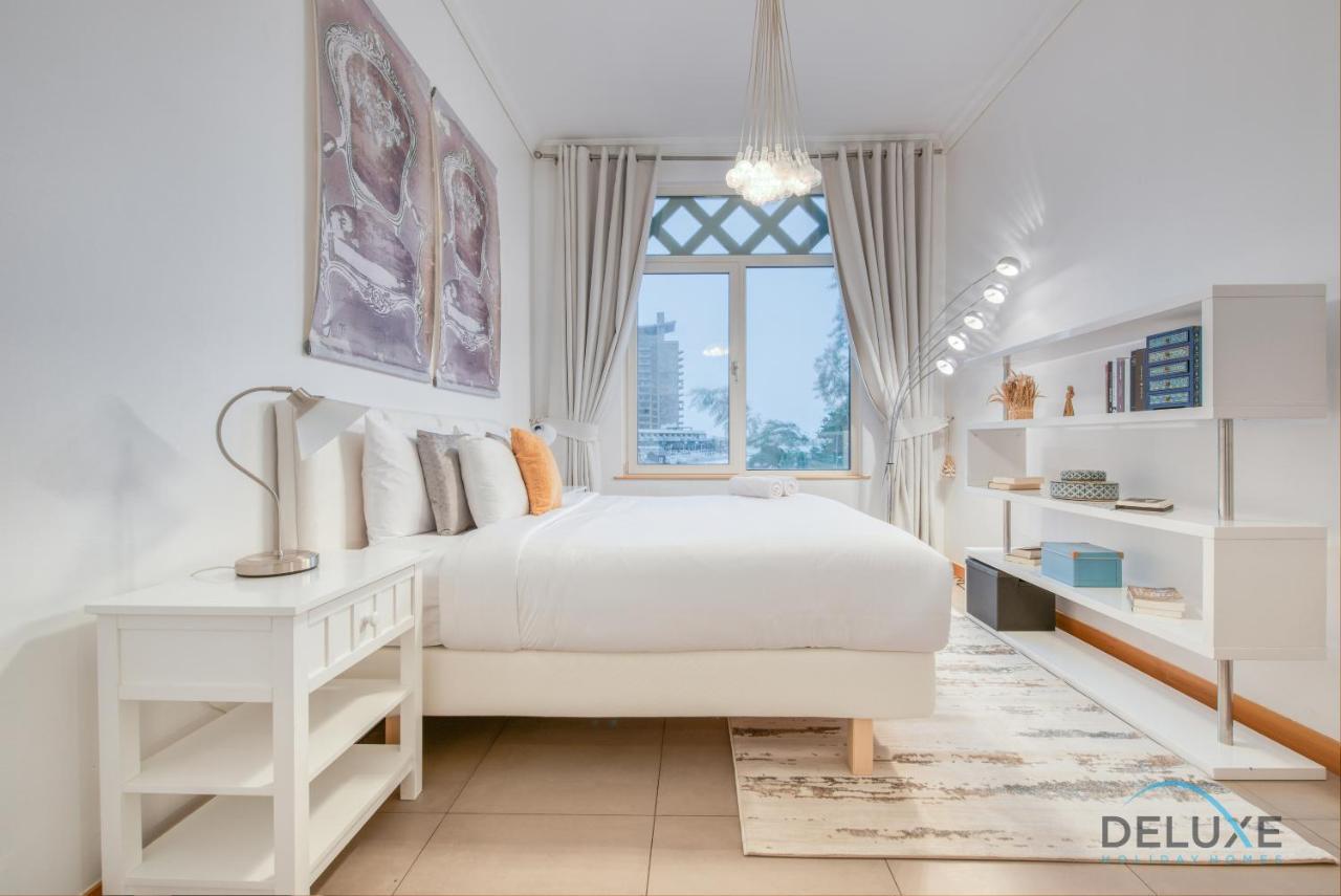 Lively 1 Bedroom At Al Nabat Shoreline 8 Palm Jumeirah By Deluxe Holiday Homes Дубай Экстерьер фото