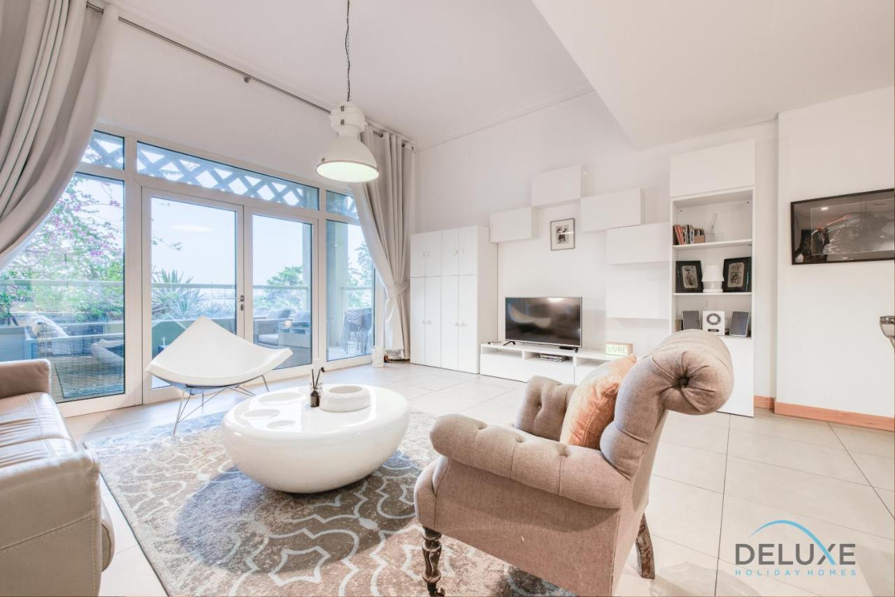 Lively 1 Bedroom At Al Nabat Shoreline 8 Palm Jumeirah By Deluxe Holiday Homes Дубай Экстерьер фото