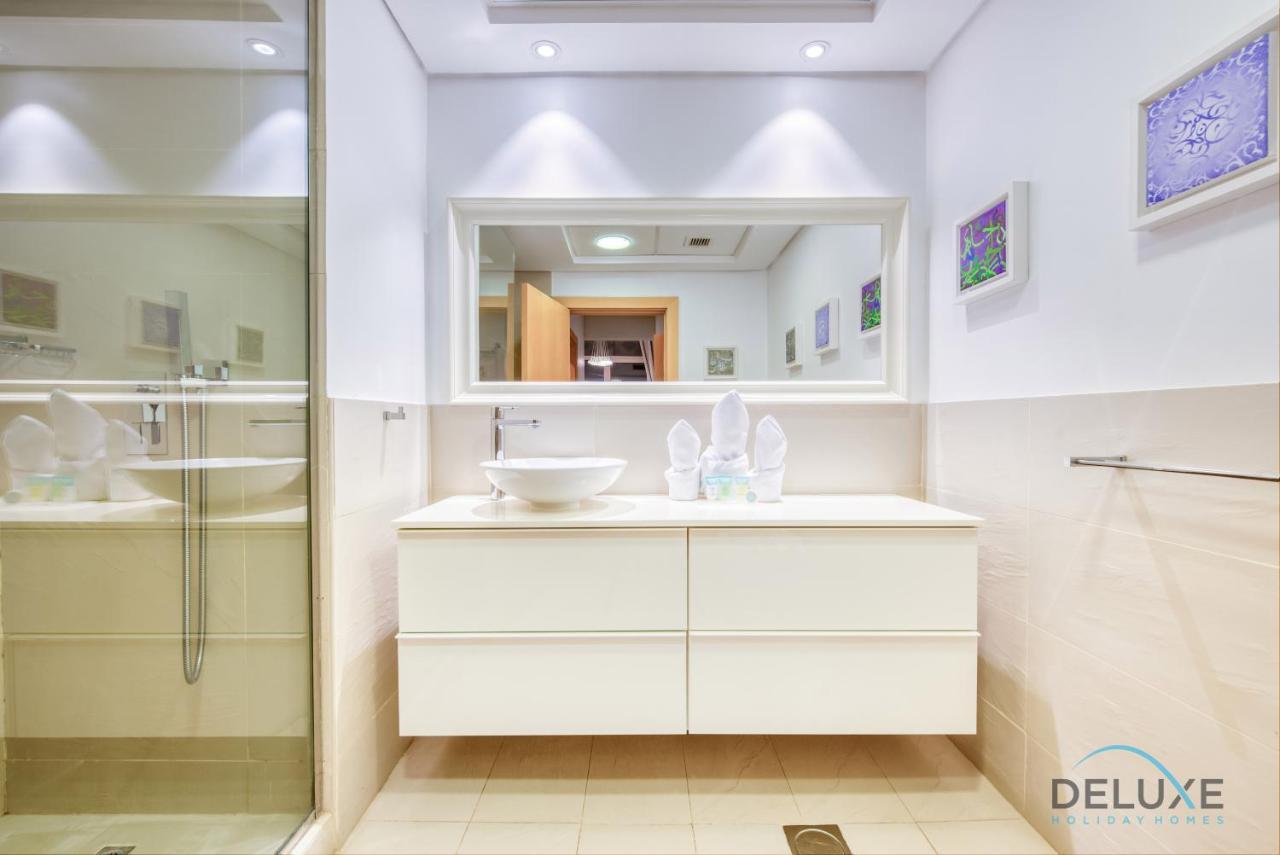 Lively 1 Bedroom At Al Nabat Shoreline 8 Palm Jumeirah By Deluxe Holiday Homes Дубай Экстерьер фото